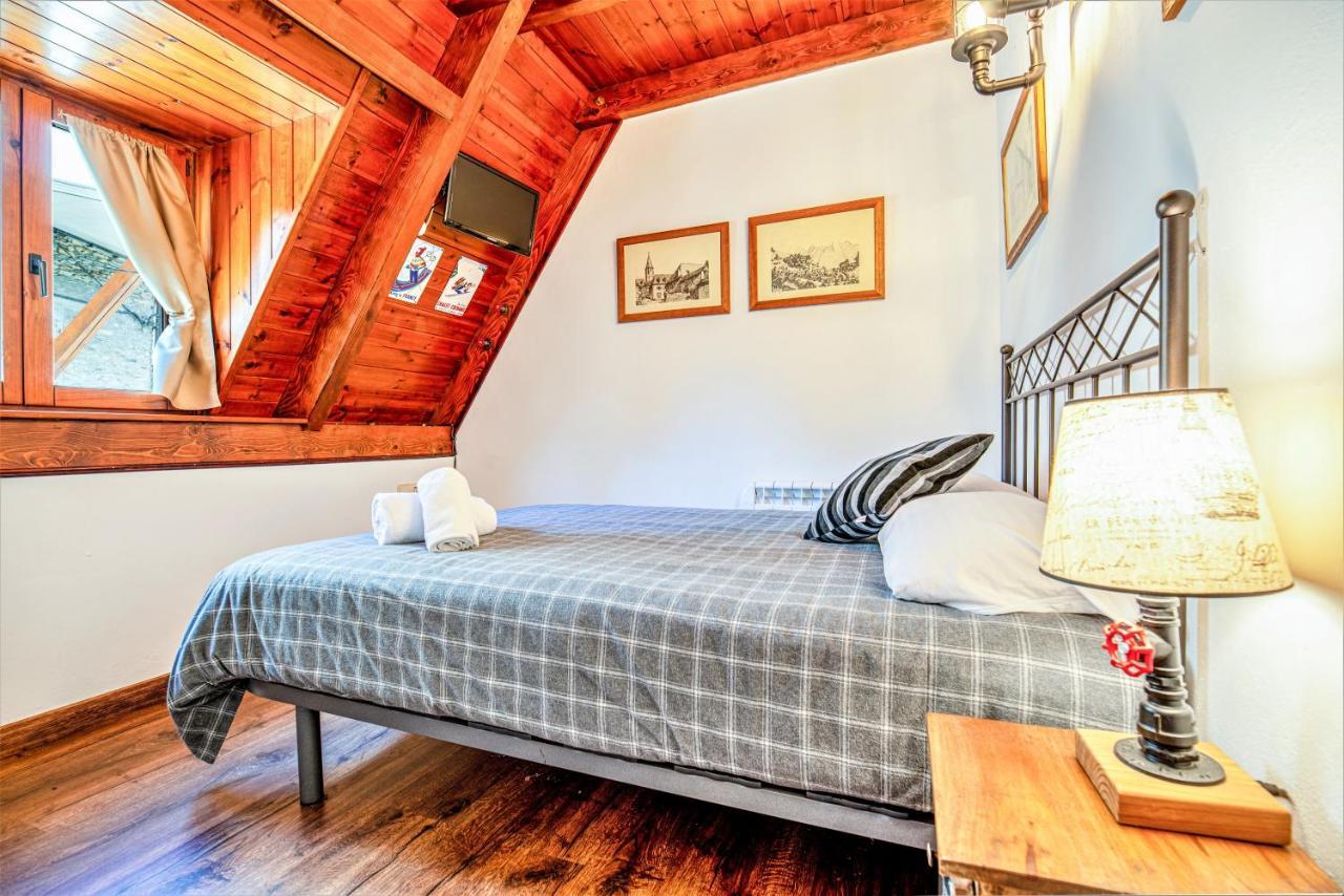 Apartamentos Aran Montcorbau Экстерьер фото