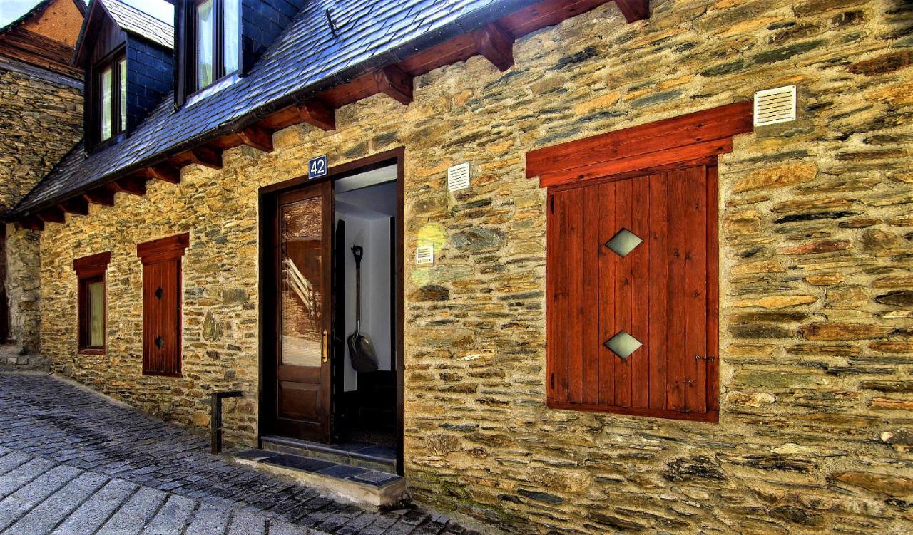 Apartamentos Aran Montcorbau Экстерьер фото