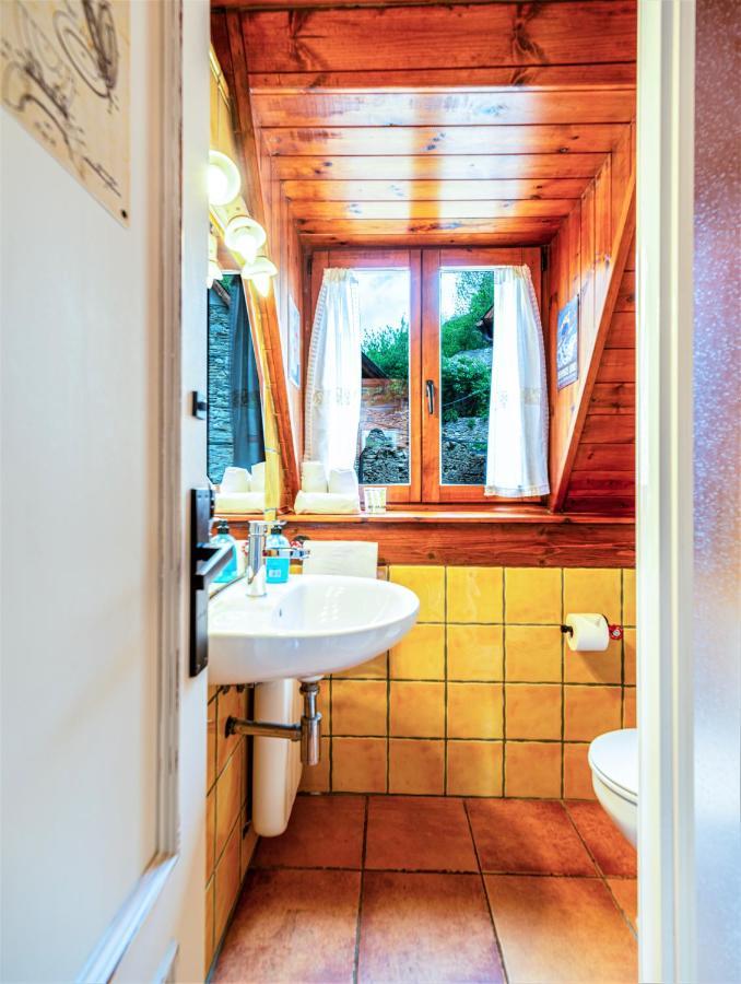 Apartamentos Aran Montcorbau Экстерьер фото