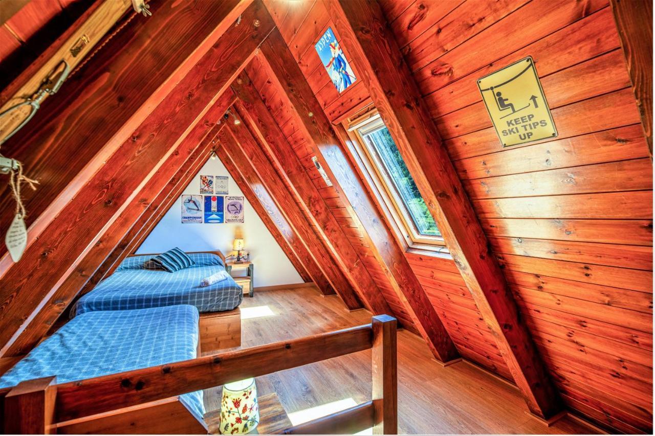 Apartamentos Aran Montcorbau Экстерьер фото